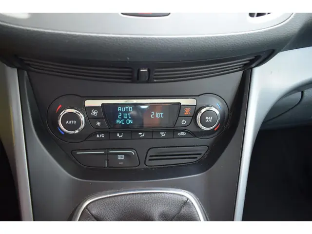 Ford C-MAX 1.6 Titanium 2013 Benzine 11
