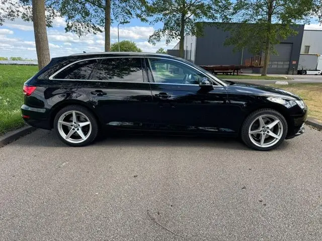 Audi A4 Avant 1.4 TFSI automaat 2018 Benzine 17