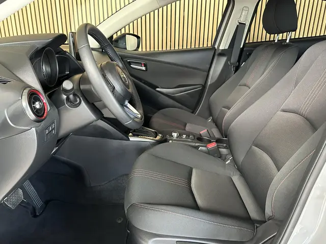 Mazda 2 1.5 SkyActiv-G 90 Homura 2024 Benzine 5