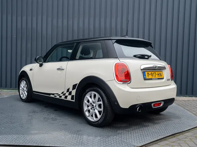 MINI Cooper Mini 1.5 Chili Serious Business 2016 Benzine 4