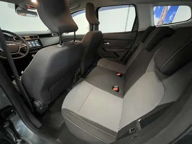 Dacia Duster 1.3 TCe 150 Extreme 2023 Benzine 39