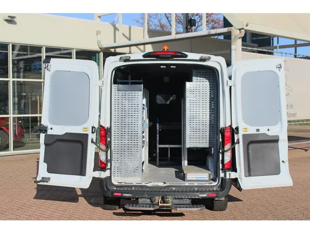 Ford Transit 350 2.0 TDCI L2H2 Trend 2021 Diesel 24