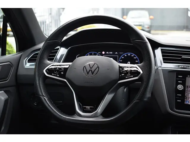 Volkswagen Tiguan 1.5 TSI R-Line Business+ 2021 Benzine 15