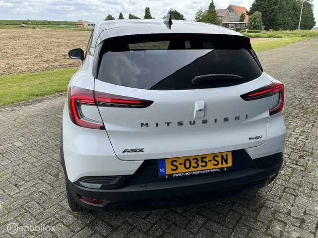 Mitsubishi ASX 1.6 PHEV AT Instyle 2023 Hybride Benzine 4