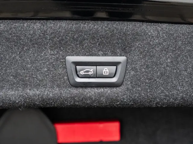 BMW 3 Serie Sedan M340i xDrive 2022 Benzine 23