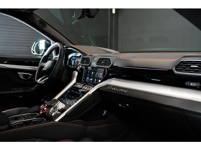 Lamborghini Urus 4.0 V8 2018 Benzine 50