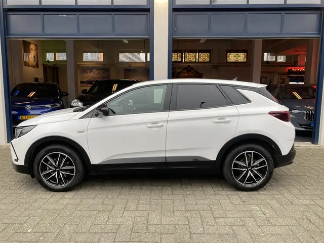 Opel Grandland 2