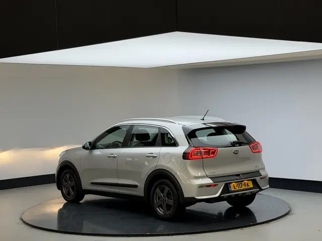 Kia Niro 1.6 GDi Hybrid ComfortLine 2017 Hybride Benzine 2