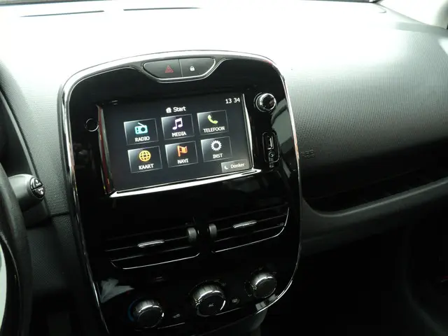 Renault Clio Estate 0.9 TCe Expression 2014 Benzine 19