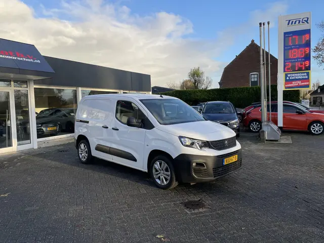 Peugeot Partner 1.5 BlueHDI Premium 2021 Diesel 3