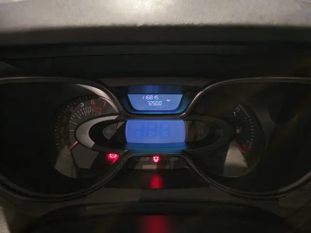 Renault Captur 0.9 TCe Intens Two-Tone 2018 Benzine 22