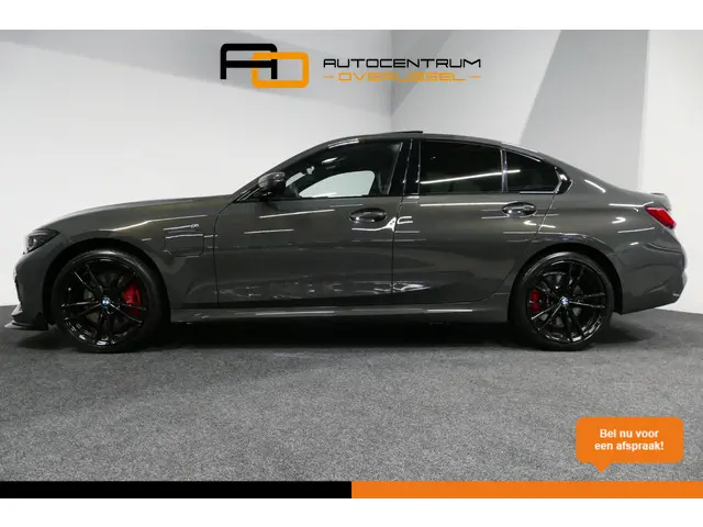 BMW 3 Serie 330e xDrive M Sport 2021 Hybride Benzine