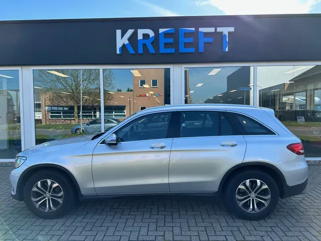 Mercedes-Benz GLC 220 d 4MATIC 2015 Diesel 6
