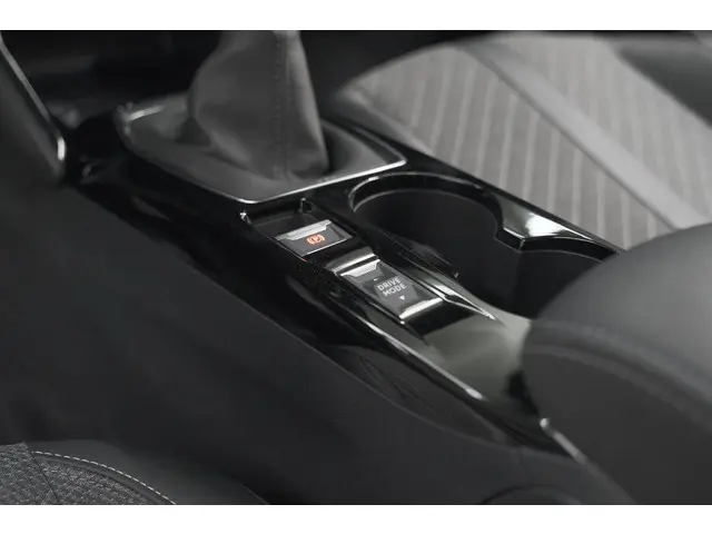 Peugeot 208 PureTech 100 Allure 2024 Benzine 41