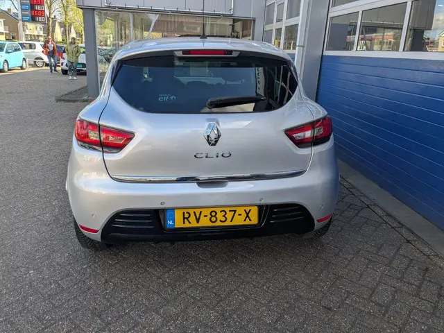 Renault Clio 1.5 dCi Ecoleader Limited 2018 Diesel 16
