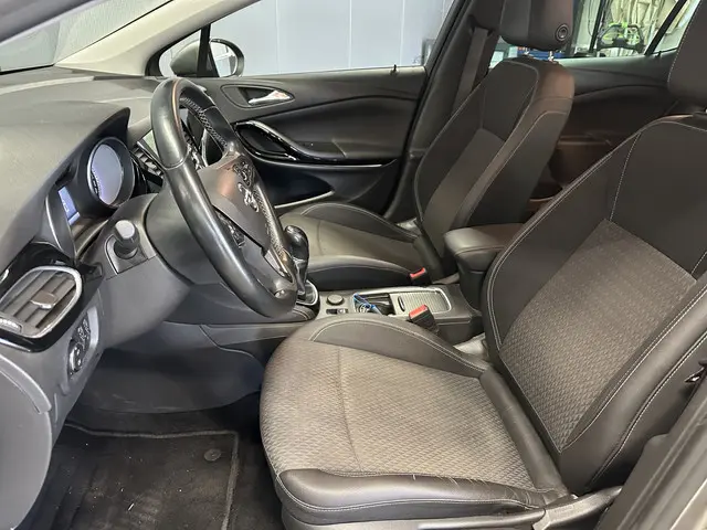 Opel Astra 1.4 Turbo 2016 Benzine 6