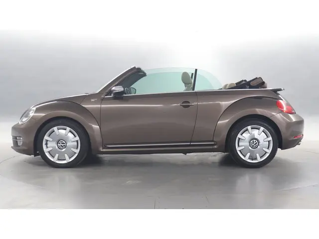 Volkswagen Beetle 2.0 TDI 140pk Design 2013 Diesel 13