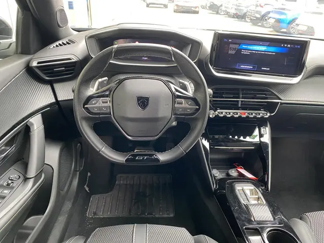 Peugeot 2008 1.2T Automaat 130pk GT 2024 Benzine 8