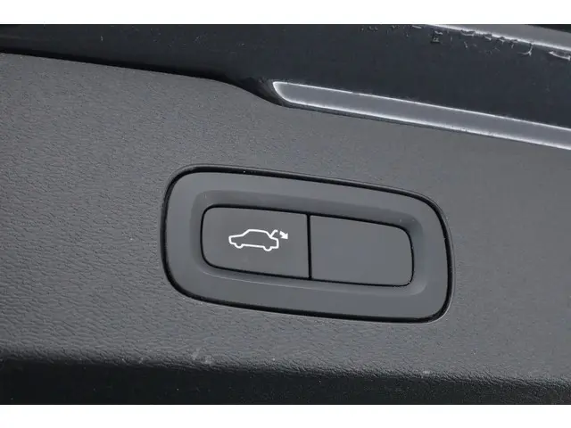 Volvo V60 2.0 T5 Momentum 2019 Benzine 21