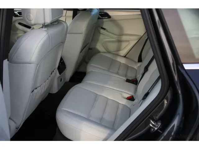 Porsche Macan 3.0 S I 360° I Bose I Pano 2018 Benzine 24