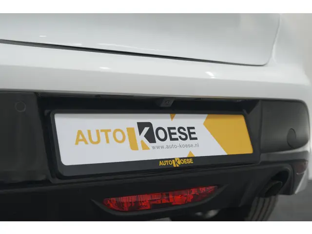 Peugeot 208 PureTech 100 Allure 2024 Benzine 22