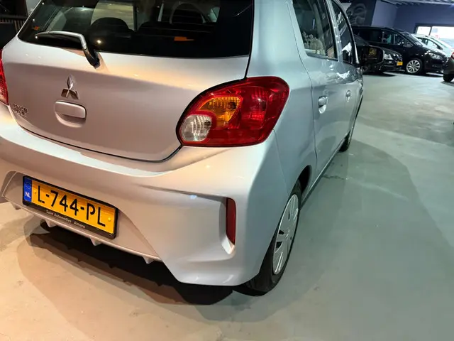Mitsubishi Space Star | 1.2 Cool+ | NAP | 2021 Benzine 26