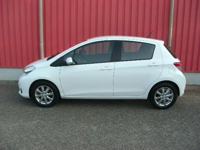 Toyota Yaris 2
