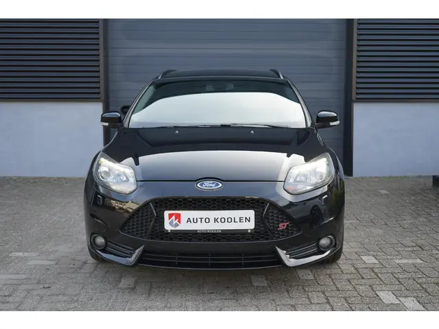 Ford Focus Wagon 2.0 EcoBoost ST-3 2014 Benzine 15