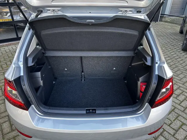 Škoda Fabia 1.0 TSI Sport business 2021 Benzine 8