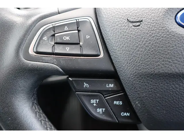 Ford C-MAX 1.0 Trend 2016 Benzine 24
