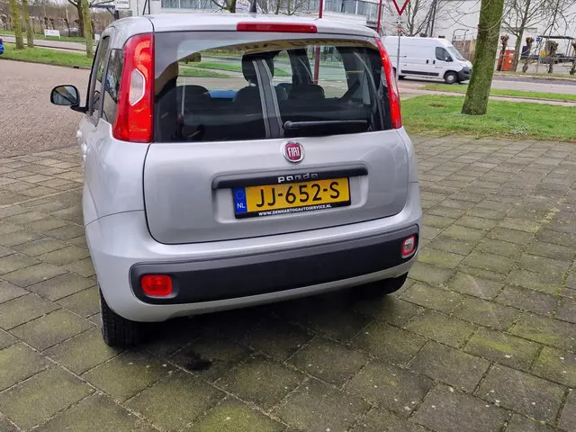 Fiat Panda 0.9 TwinAir Lounge 2016 Benzine 11
