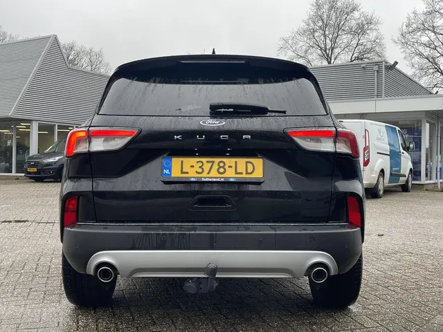 Ford Kuga 1.5 EcoBoost Titanium X 2020 Benzine 3
