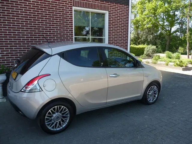 Lancia Ypsilon 0.9 TwinAir Gold 2012 Benzine 9