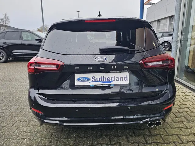 Ford Focus 1.0 EcoBoost Hybrid ST Line 2025 Benzine 4