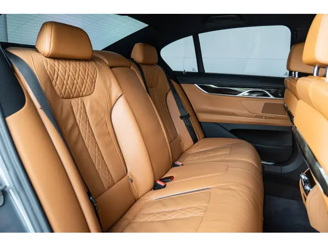 BMW 7 Serie Sedan 745e 2021 Hybride Benzine 11