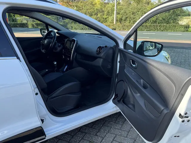 Renault Clio Estate 1.2 TCe Intens 2017 Benzine 14