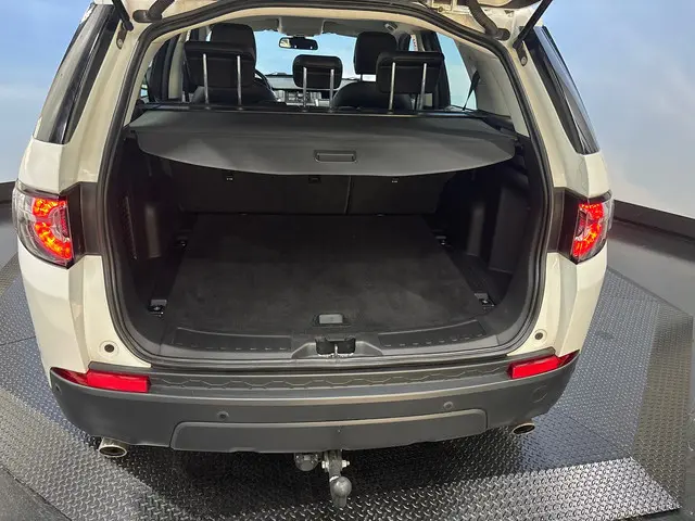 Land Rover Discovery Sport 2.0 TD4 HSE 2018 Diesel 22
