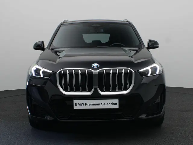 BMW X1 xDrive25e 2023 Hybride Benzine 3