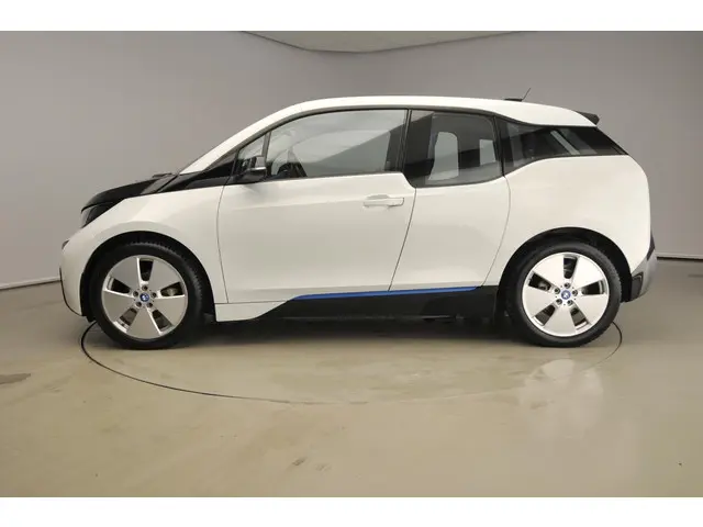 BMW i3 Basis Comfort 22 kWh 2016 Elektrisch 4