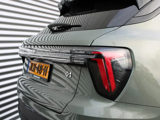 Lynk & Co 01 1.5 More 2025 Hybride Benzine 7