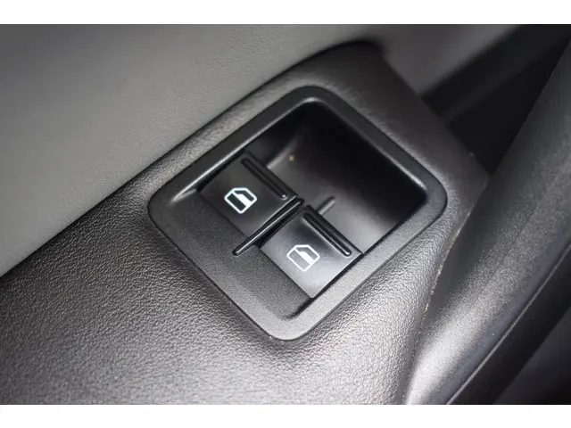 Volkswagen Polo 1.4 TSi 140pk BlueGT 2013 Benzine 25
