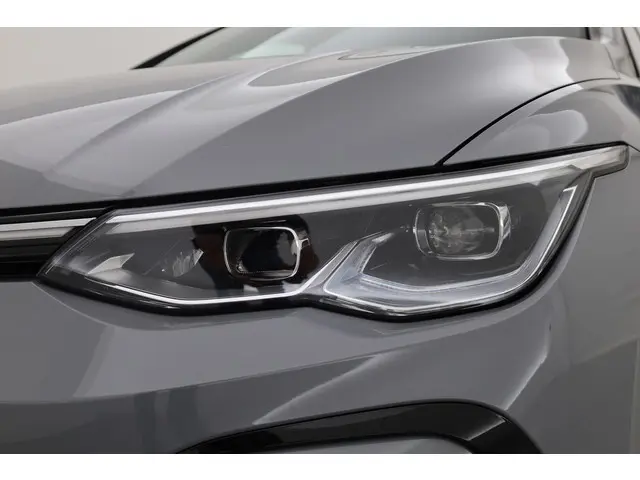 Volkswagen Golf 1.5 eTSI R-Line 2022 Benzine 36