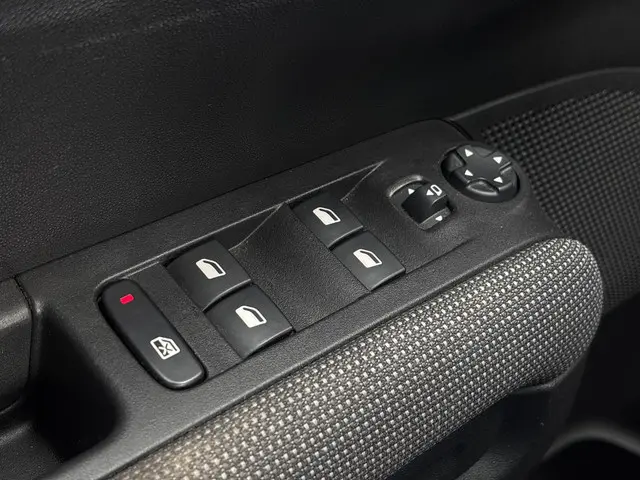 Citroën C3 Aircross 1.2 PureTech S&S Feel 2018 Benzine 11