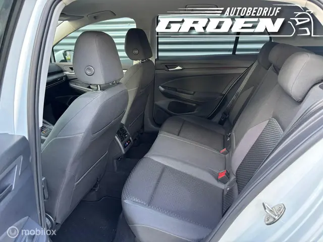 Volkswagen Golf 1.5 TSI CARPLAY|LED|150PK|ACC 2021 Benzine 24