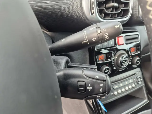 Citroën C3 Picasso 1.2 PureTech Exclusive 2015 Benzine 14