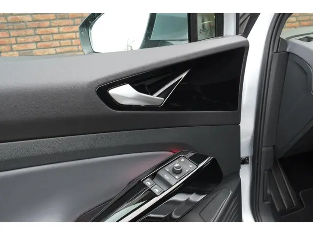 Volkswagen ID.4 Pro 77 kWh 2021 Elektrisch 21