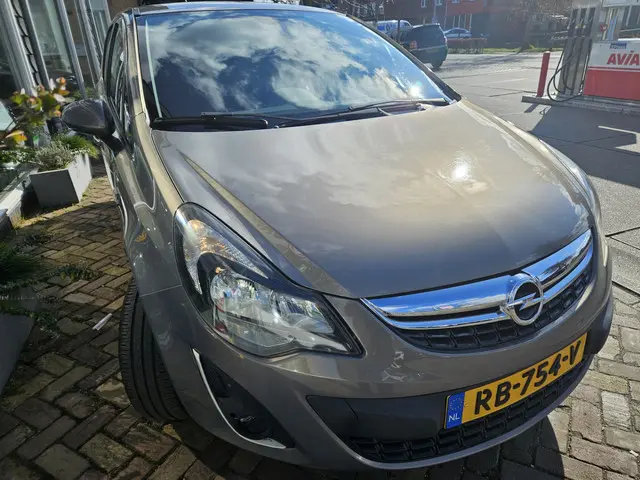 Opel Corsa 1.4-16V 2014 Benzine 15