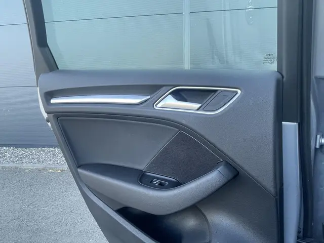 Audi A3 Limousine 35 TFSI CoD Advance 2020 Benzine 18