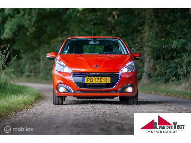 Peugeot 208 1.2 PureTech Blue Lion 2017 Benzine 3