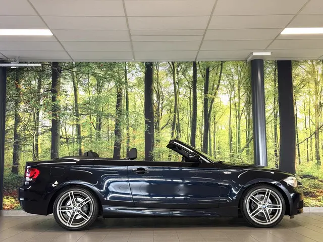 BMW 1 Serie Cabrio 118i M Sport Edition 2014 Benzine 4